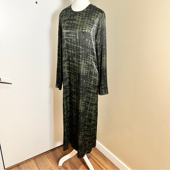 Zara Printed Satin‑Feel Viscose Midi Dress Olive Black Long Sleeve Pockets, Med. - Picture 7 of 17